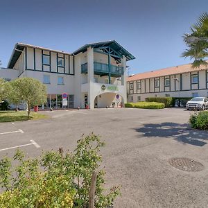 Hotel Arena